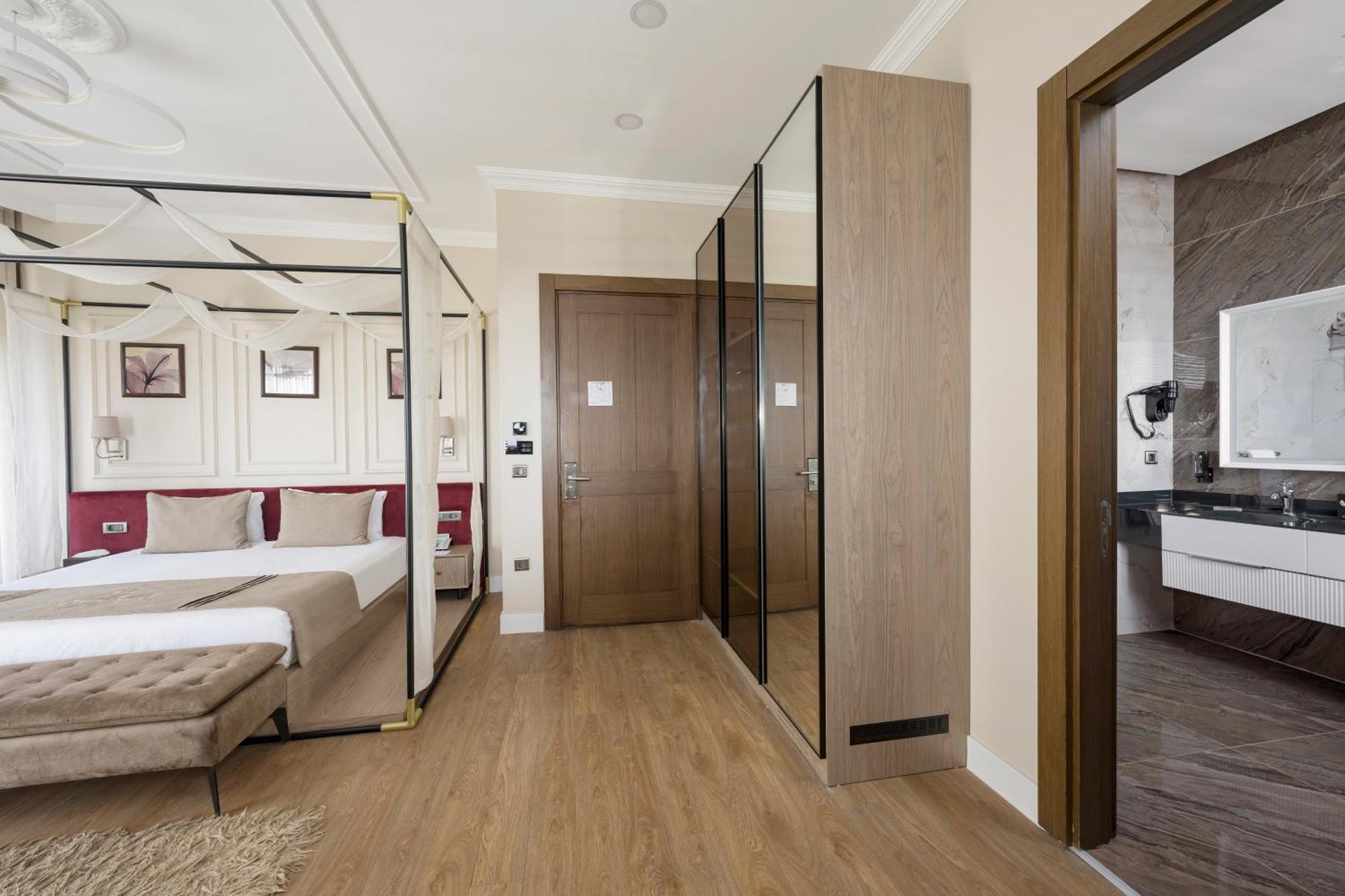 Continental Hotel Pera Стамбул Номер фото